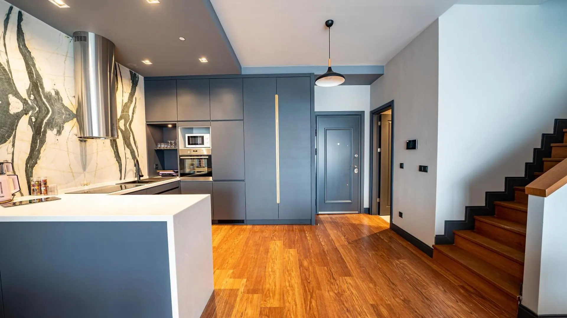 Beyoglu Benesta Residence, 2 Bedroom Duplex Apartment No-213 Istanbul